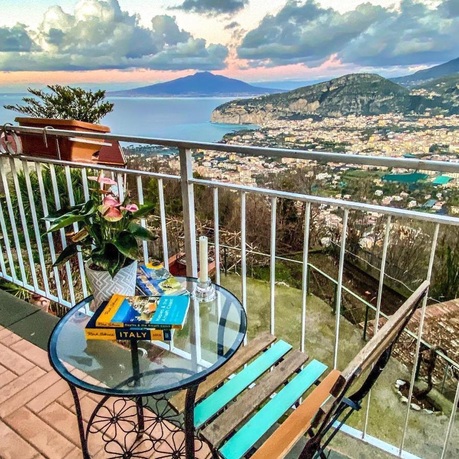 Villa Monica B&B Соренто Екстериор снимка