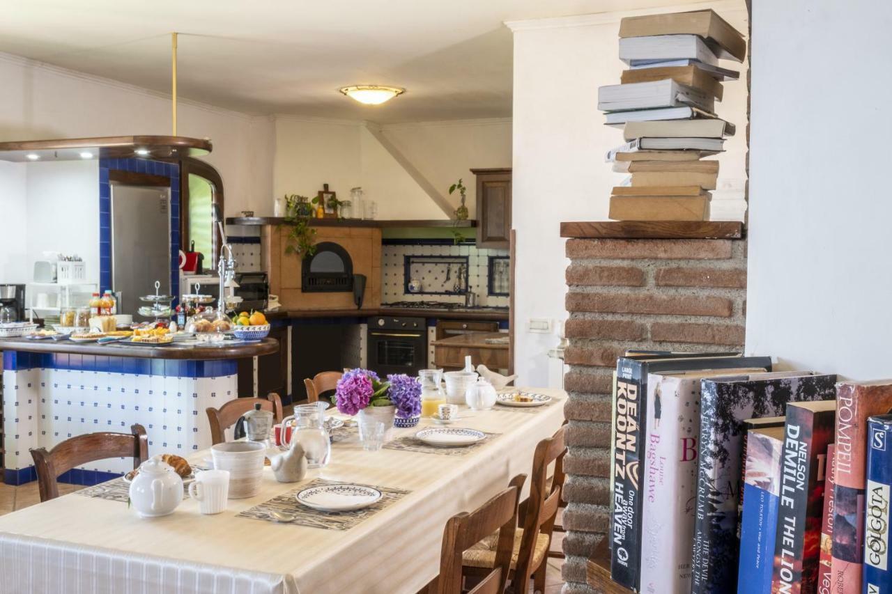 Villa Monica B&B Соренто Екстериор снимка