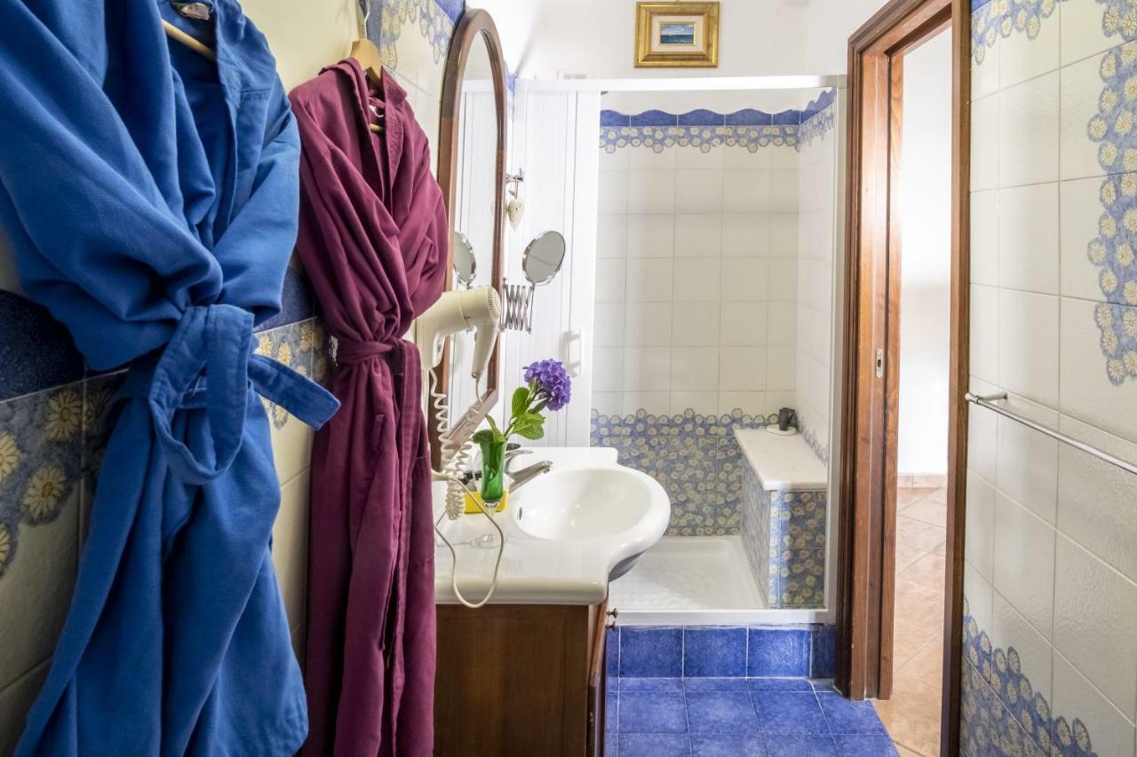 Villa Monica B&B Соренто Екстериор снимка